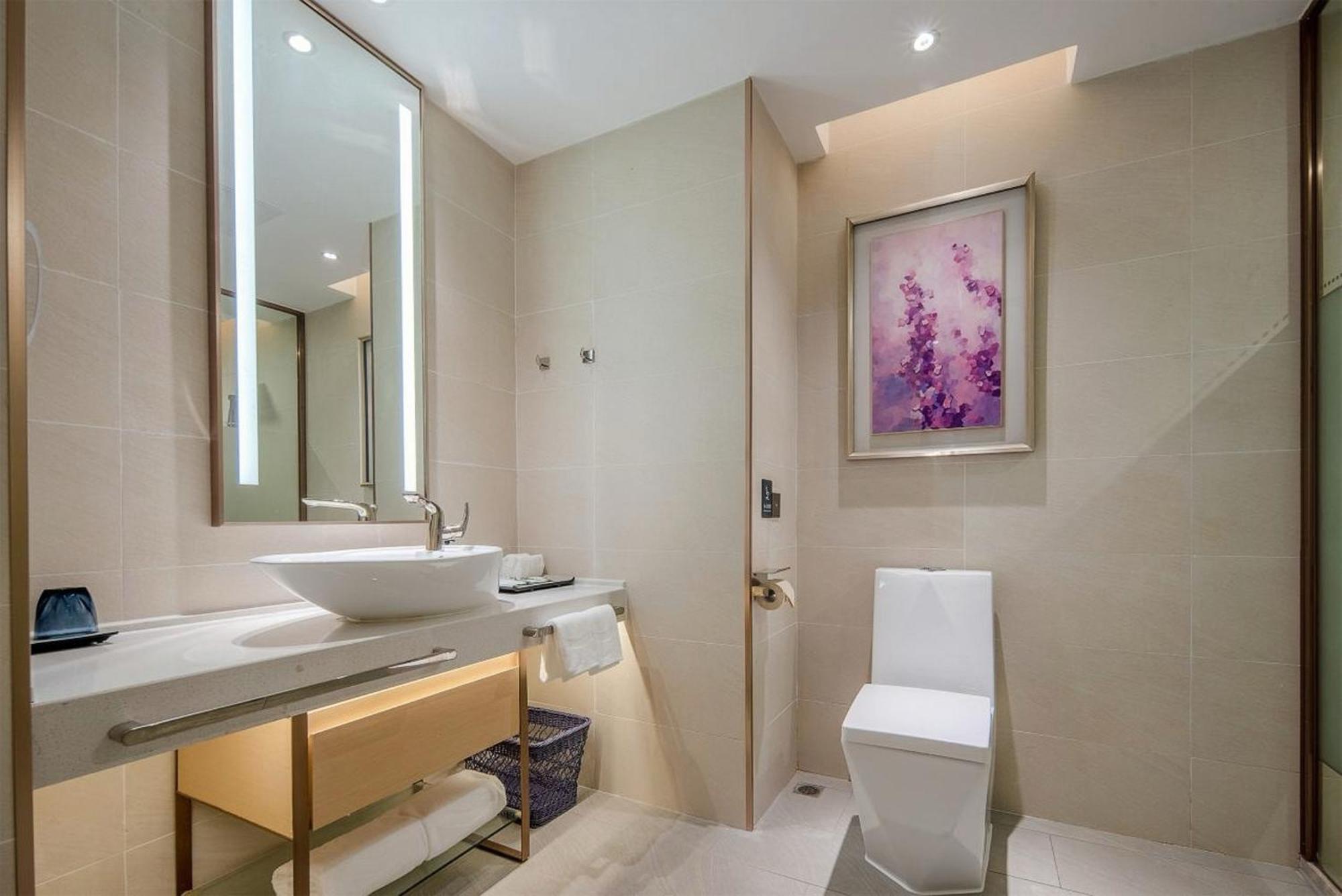 Echarm International Hotel Guangzhou Baiyun International Airport Huadu Plaza Branch - Free Deliver Service To Guangzhou Baiyun International Airport & Free Deliver Service To Canton Fair Complex During Canton Fair Period Ngoại thất bức ảnh