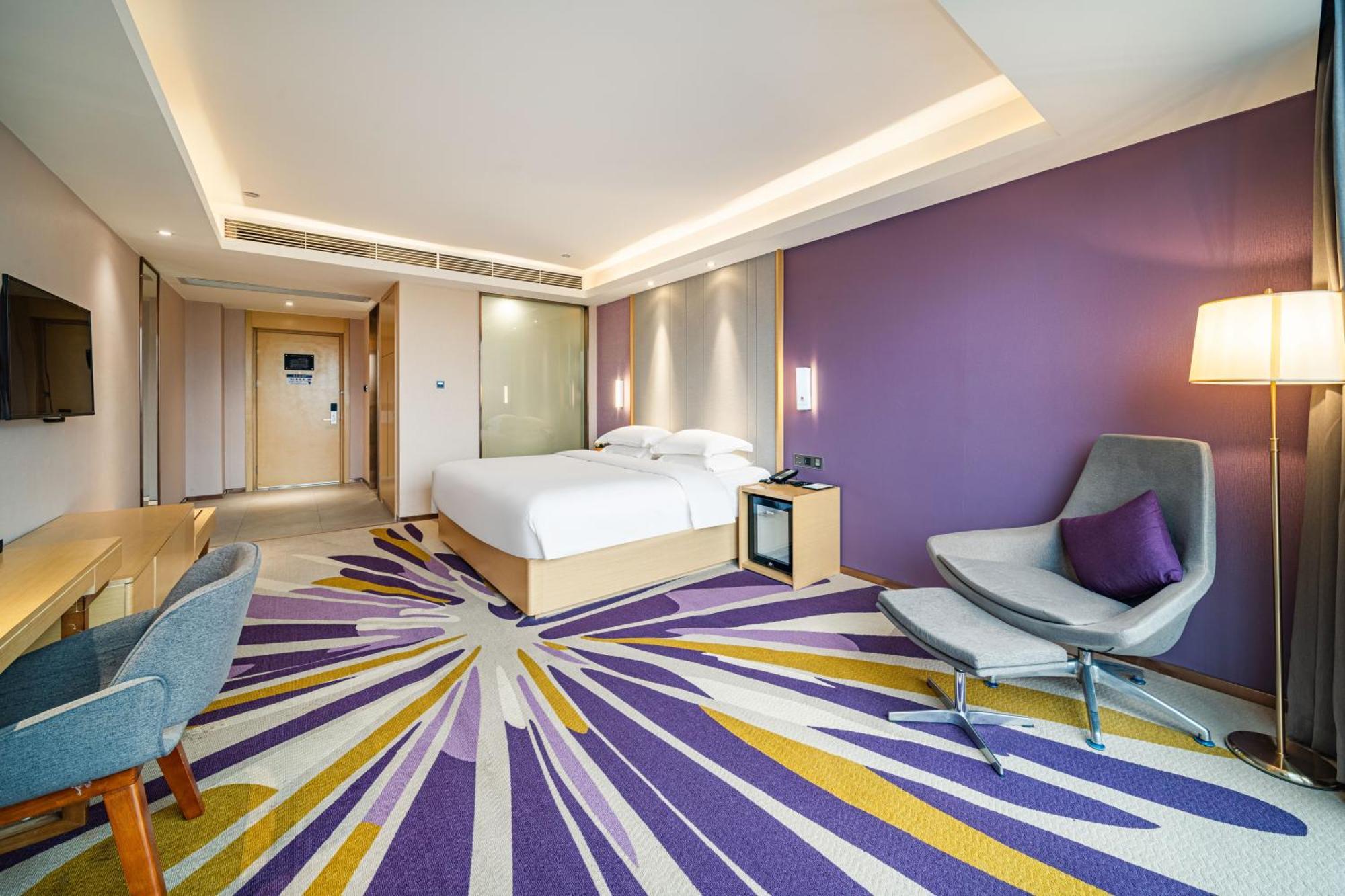 Echarm International Hotel Guangzhou Baiyun International Airport Huadu Plaza Branch - Free Deliver Service To Guangzhou Baiyun International Airport & Free Deliver Service To Canton Fair Complex During Canton Fair Period Ngoại thất bức ảnh