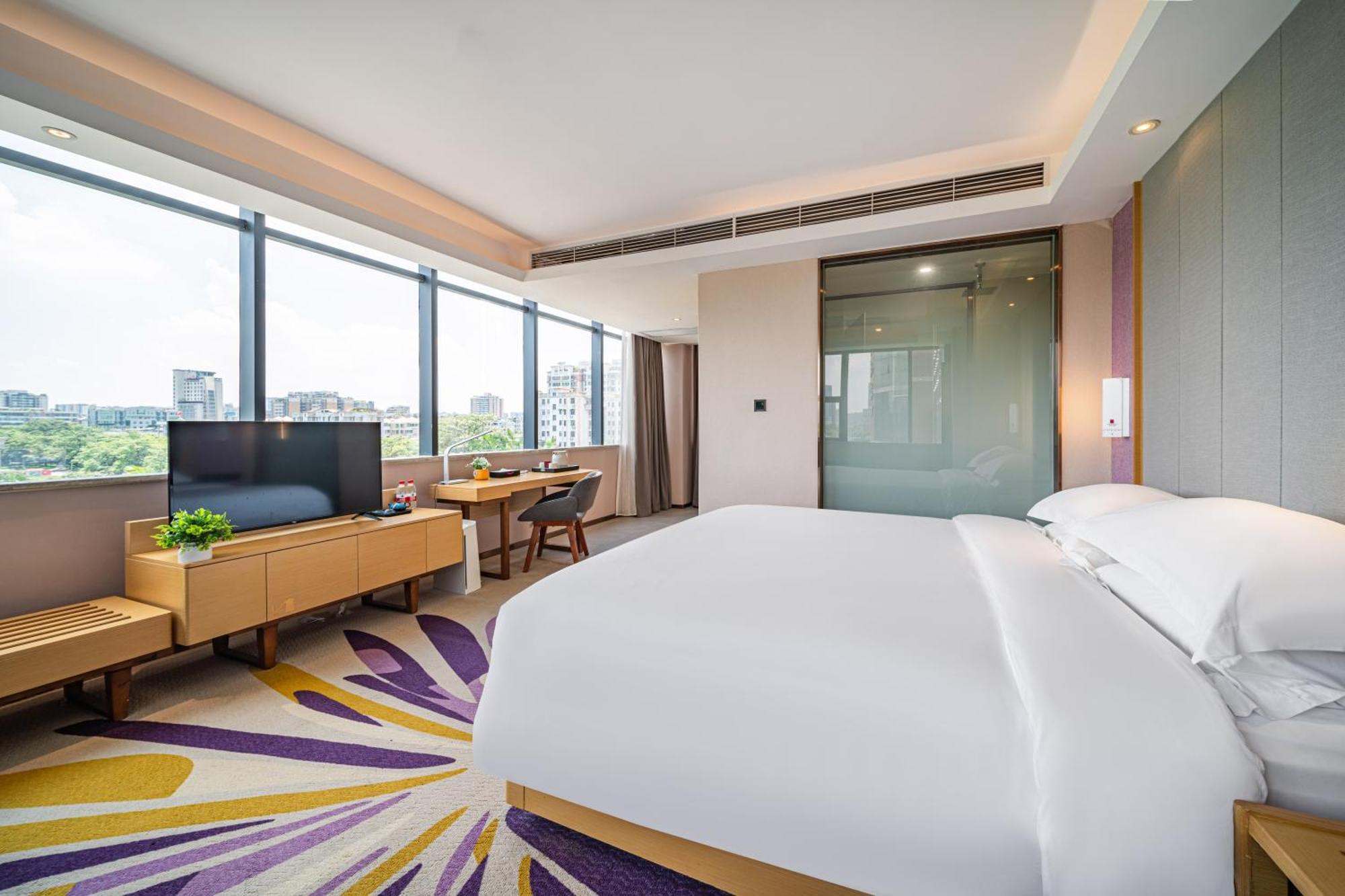 Echarm International Hotel Guangzhou Baiyun International Airport Huadu Plaza Branch - Free Deliver Service To Guangzhou Baiyun International Airport & Free Deliver Service To Canton Fair Complex During Canton Fair Period Ngoại thất bức ảnh